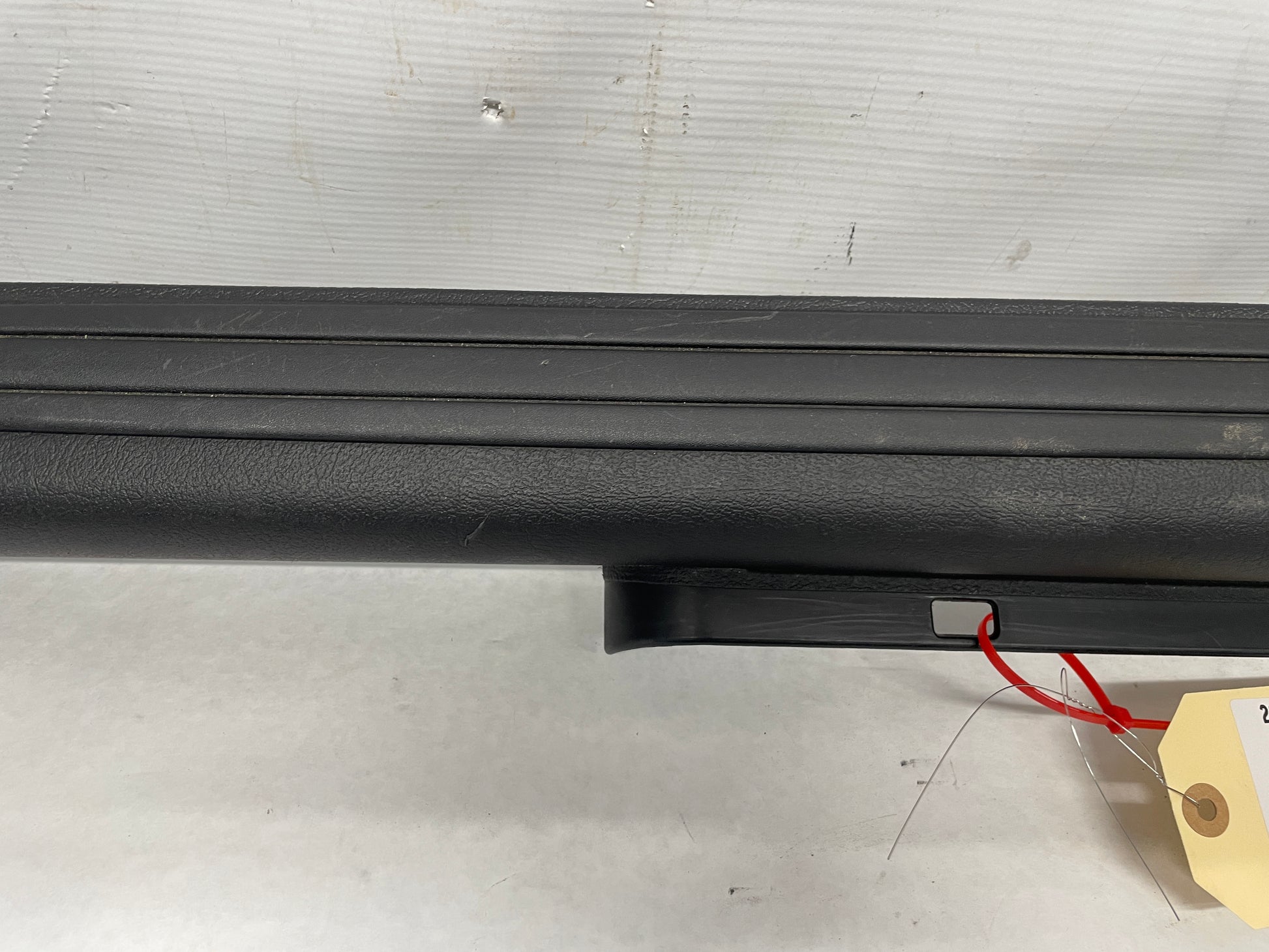 2004 Pontiac GTO RH Passenger Interior Sill Carpet Retainer Trim Cover Panel OEM - Day's Parts Yard