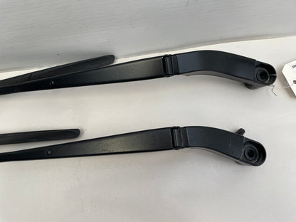 2019 Chevy Camaro ZL1 1LE RH & LH Windshield Wiper Arms OEM