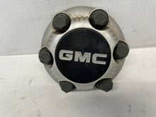 GMC SILVER CENTER CAP - Day's Parts Yard