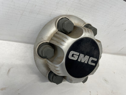GMC SILVER CENTER CAP - Day's Parts Yard