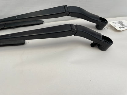 2019 Chevy Camaro ZL1 1LE RH & LH Windshield Wiper Arms OEM