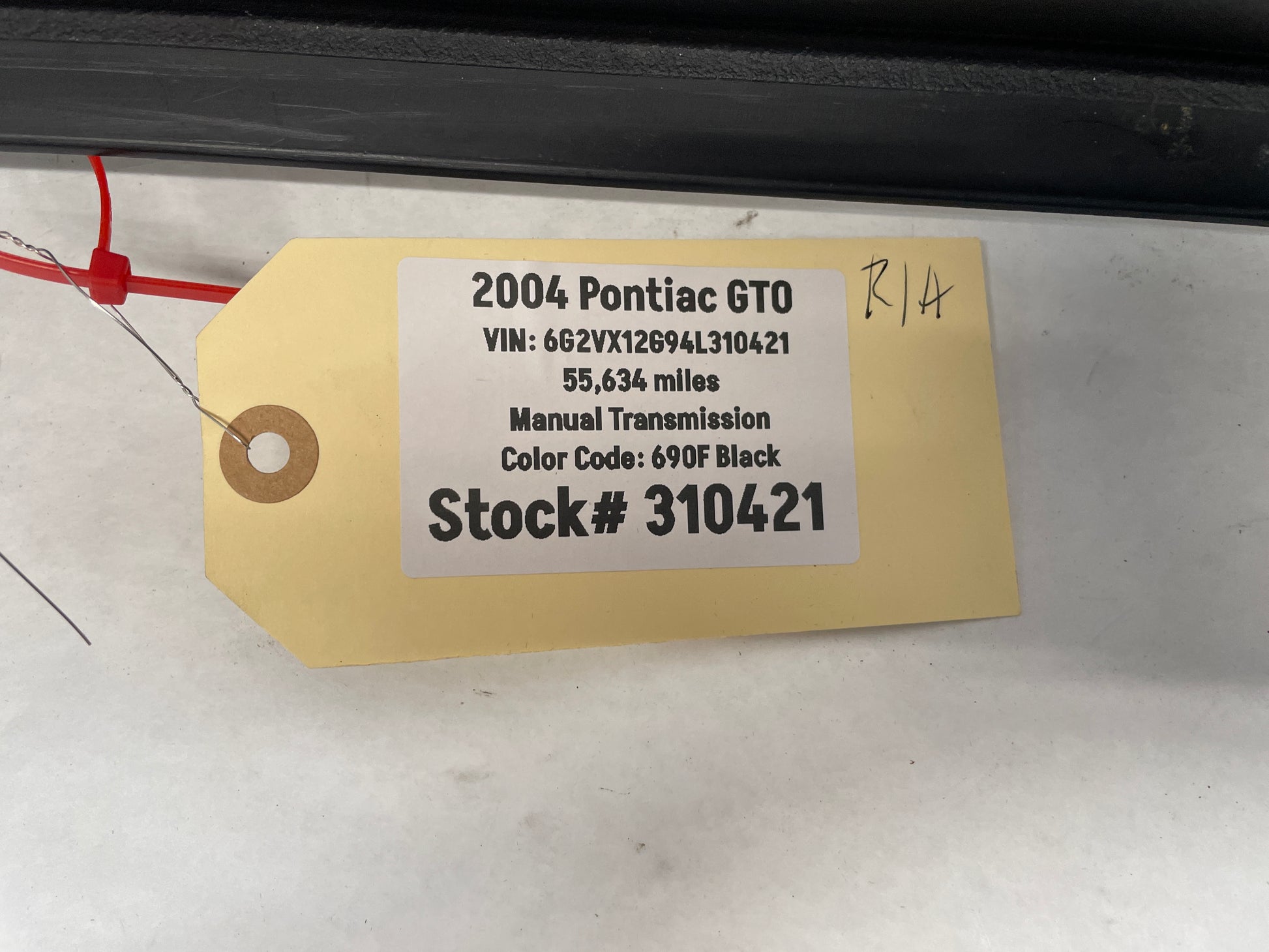 2004 Pontiac GTO RH Passenger Interior Sill Carpet Retainer Trim Cover Panel OEM - Day's Parts Yard