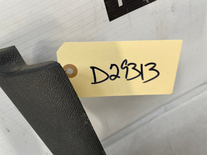 2010 Cadillac CTS-V Sedan LH Driver Front Sill Carpet Retainer Trim Molding OEM