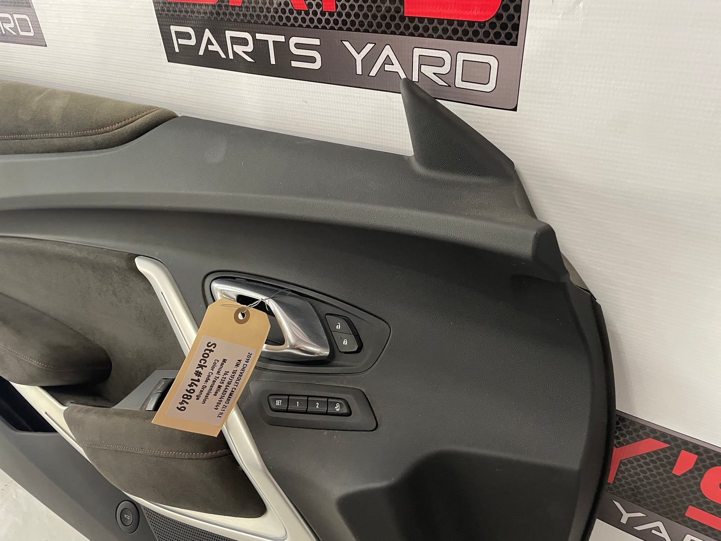 2019 Chevy Camaro ZL1 1LE Front LH Driver Door Panel OEM