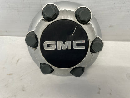 GMC SILVER CENTER CAP - Day's Parts Yard