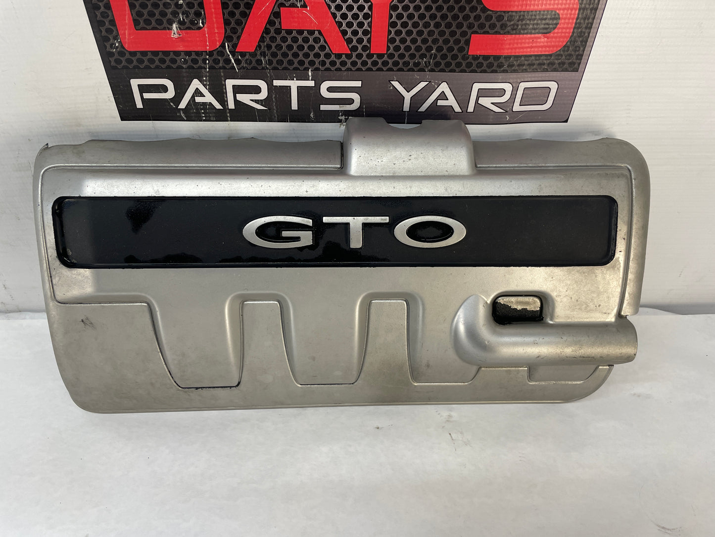 2004 Pontiac GTO RH & LH Engine Motor Intake Manifold Coil Covers Set OEM