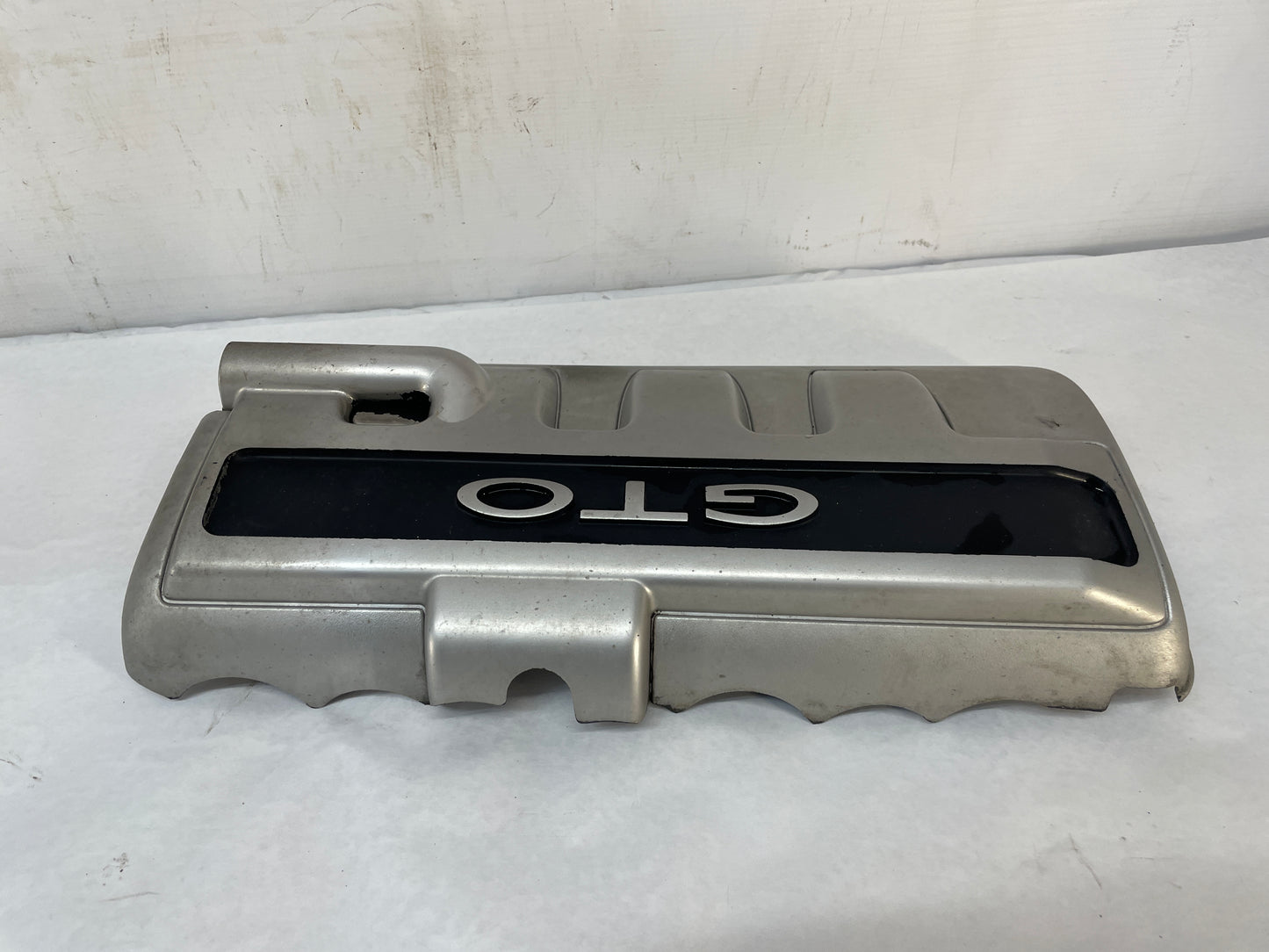 2004 Pontiac GTO RH & LH Engine Motor Intake Manifold Coil Covers Set OEM