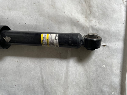 2017 Chevy Camaro SS Rear RH & LH Shock Absorbers OEM - Day's Parts Yard