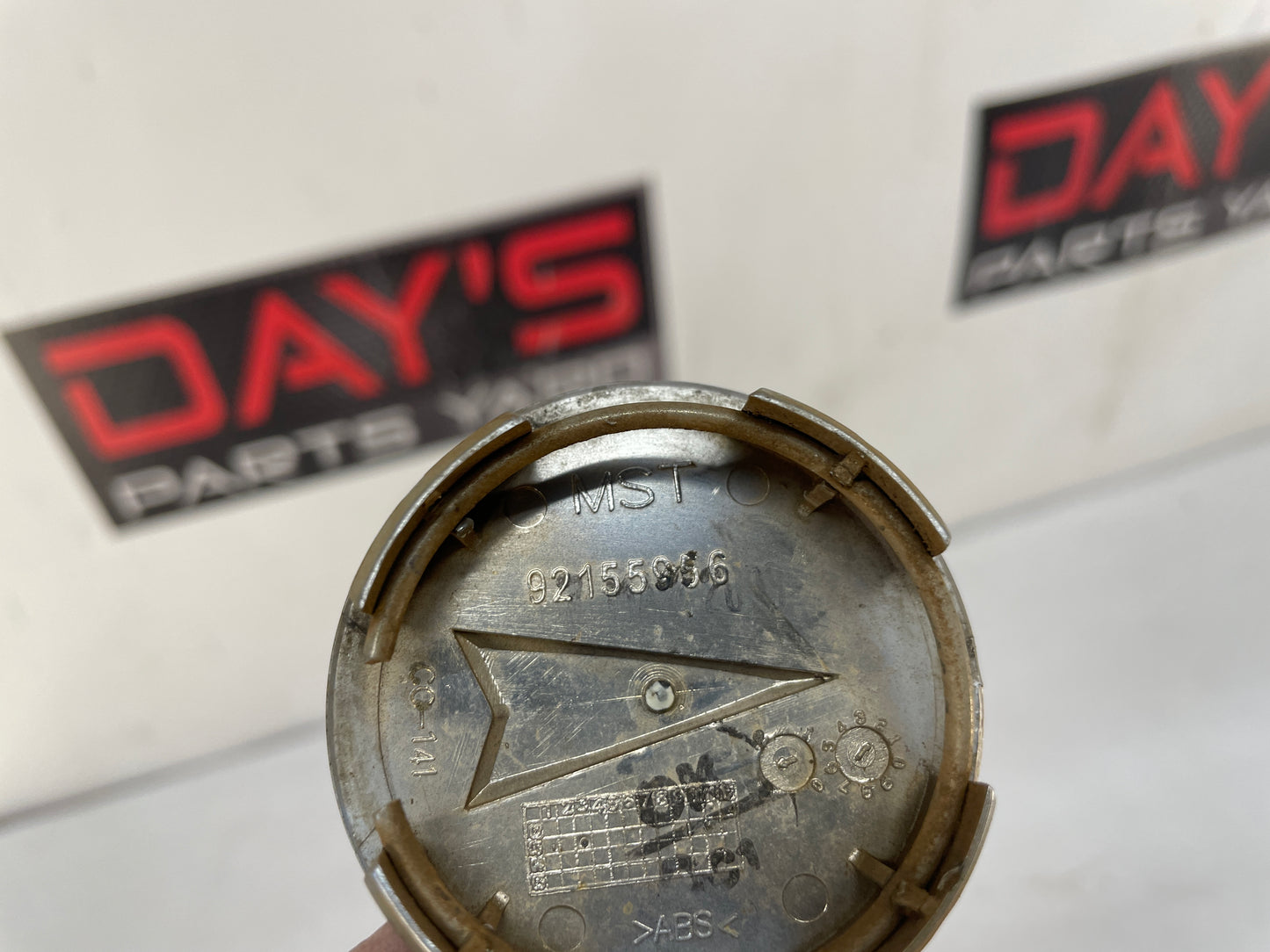 2004 Pontiac GTO Wheel Center Caps OEM