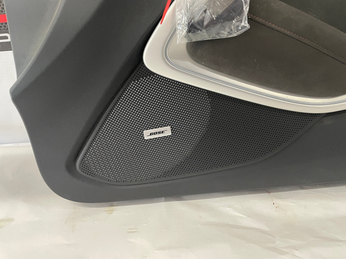 2019 Chevy Camaro ZL1 1LE Front RH Passenger Door Panel OEM