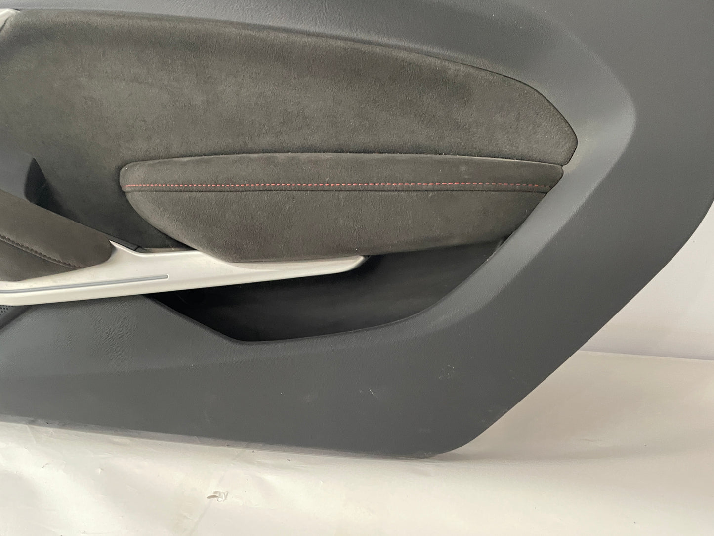 2019 Chevy Camaro ZL1 1LE Front RH Passenger Door Panel OEM
