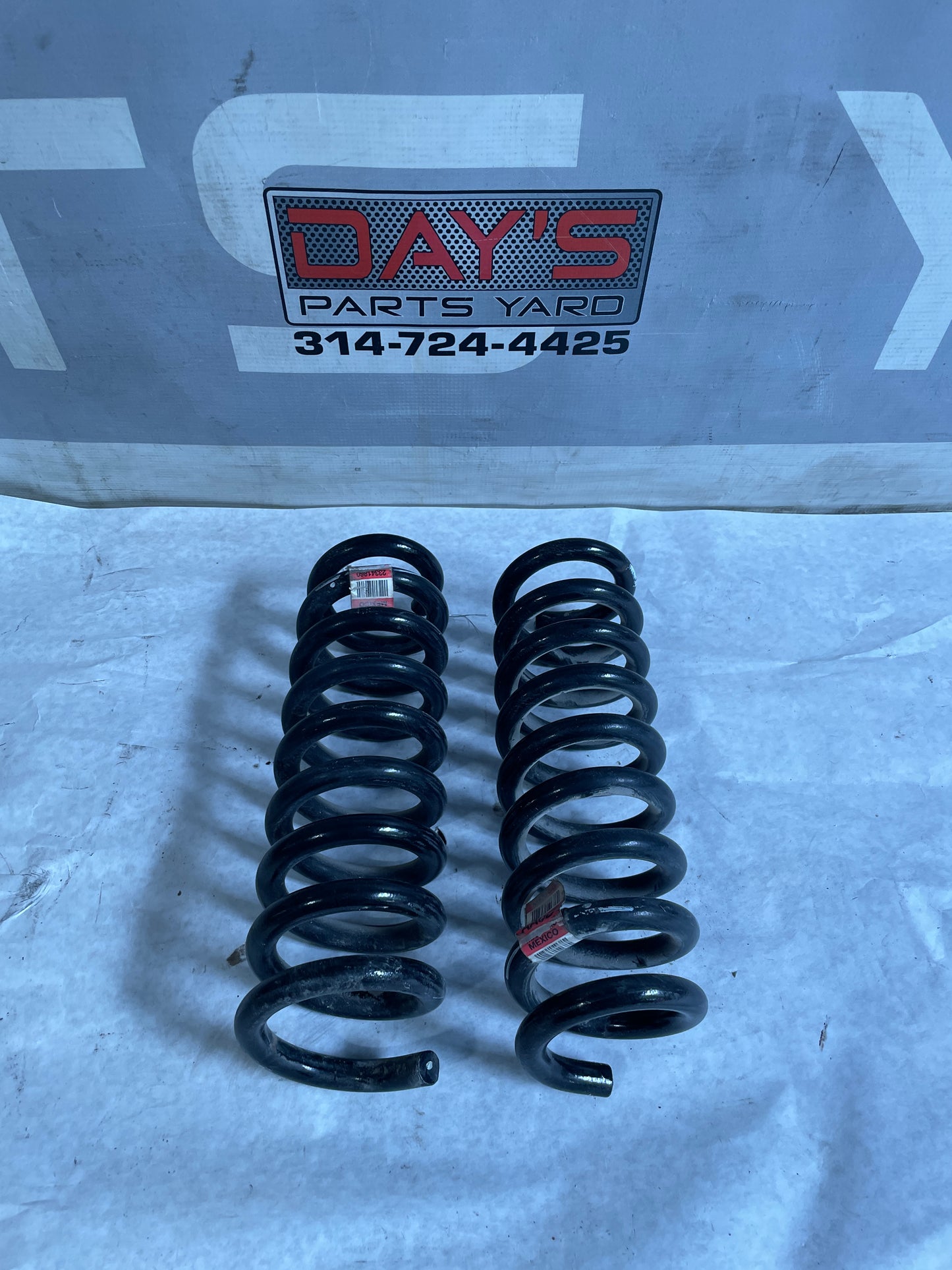 2017 Chevy Camaro SS Rear RH & LH Coil Springs Set OEM - Day's Parts Yard