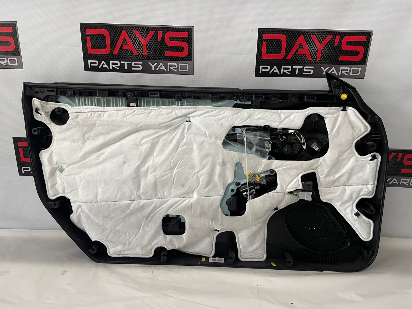 2019 Chevy Camaro ZL1 1LE Front RH Passenger Door Panel OEM