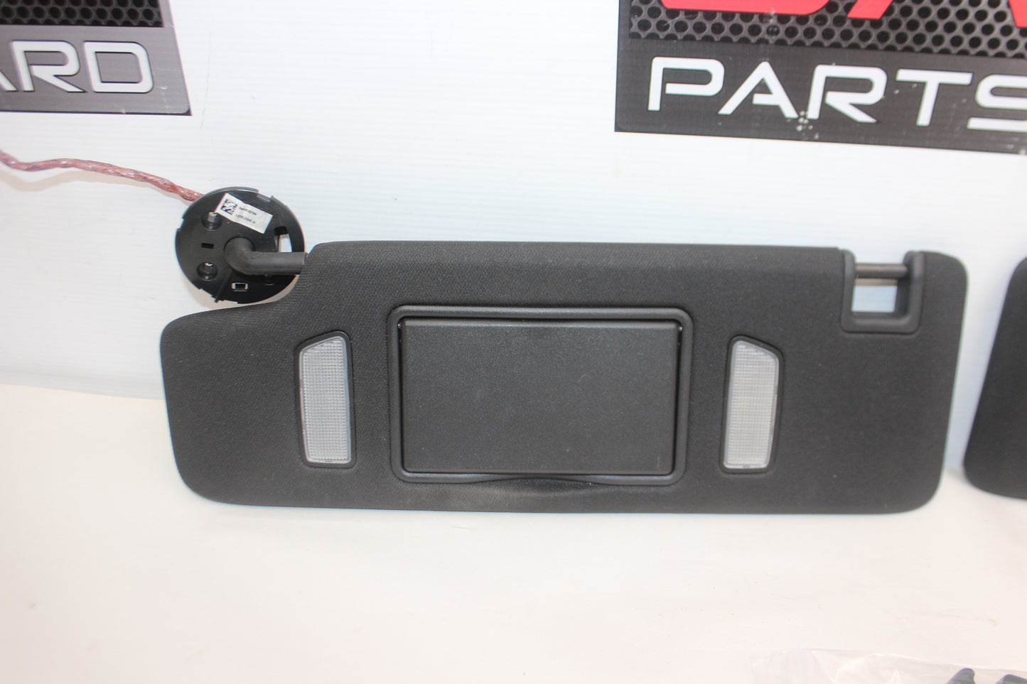 2021 Chevy Camaro SS RH & LH Sunvisor Sun Visor w/Clips OEM - Day's Parts Yard