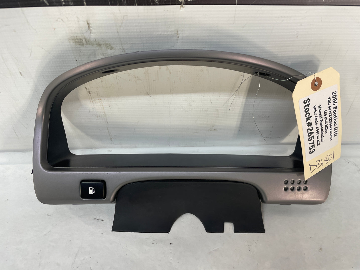 2004 Pontiac GTO Speedometer Gauge Cluster Bezel Trim Panel OEM - Day's Parts Yard