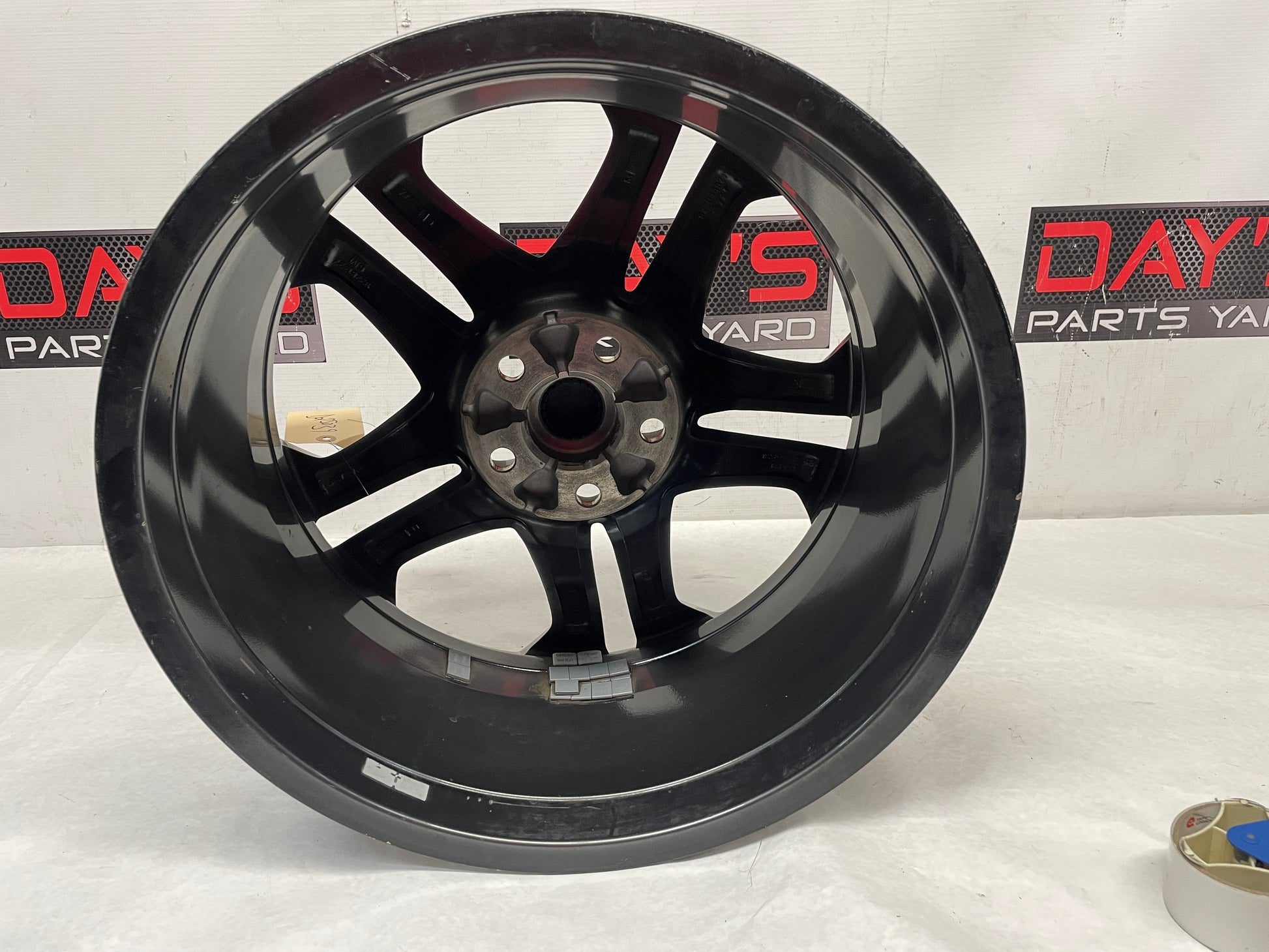 2016 Chevy SS Sedan Factory OEM Front Wheel 19x8.5 OEM - Day's Parts Yard