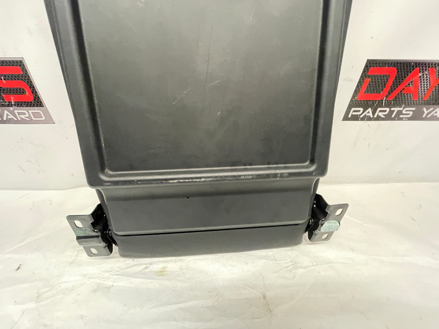 2008 Pontiac G8 GT Rear Middle Center Upper Folding Seat OEM
