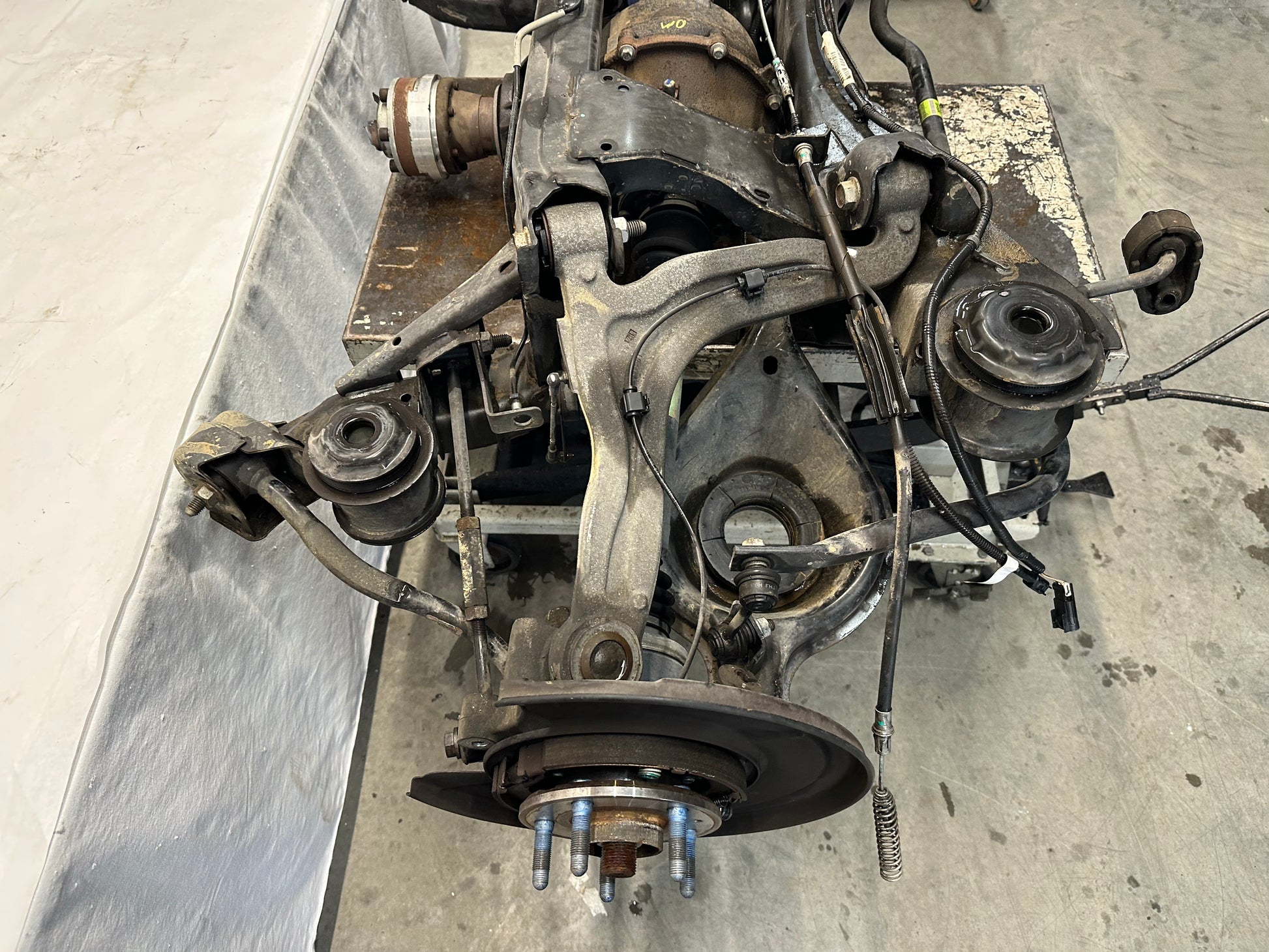 パート11 2011 Cadillac CTS-V 3.23 LSD Complete Rear Cradle