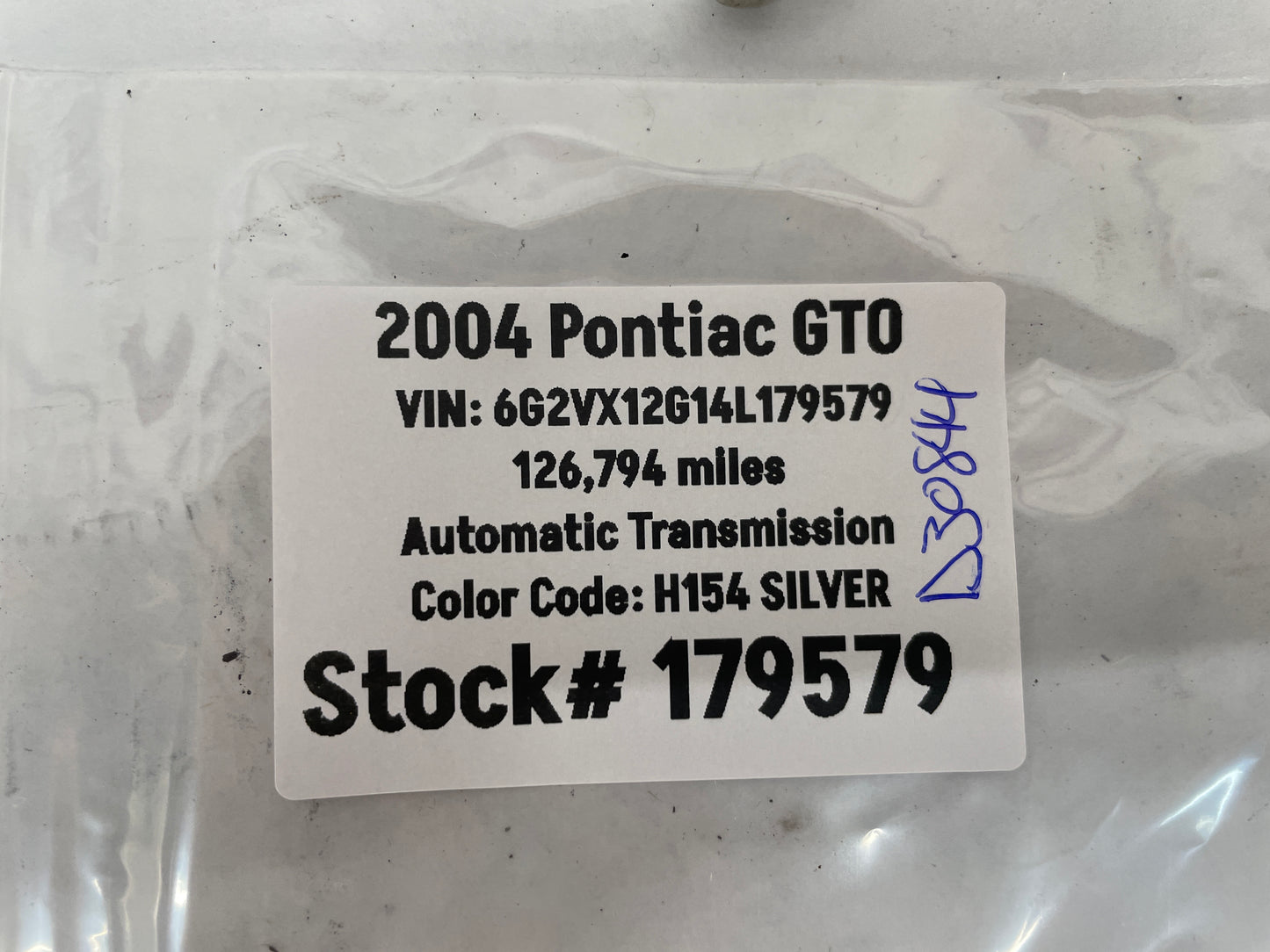 2004 Pontiac GTO Hood Strut Balls Mounts Hangers OEM