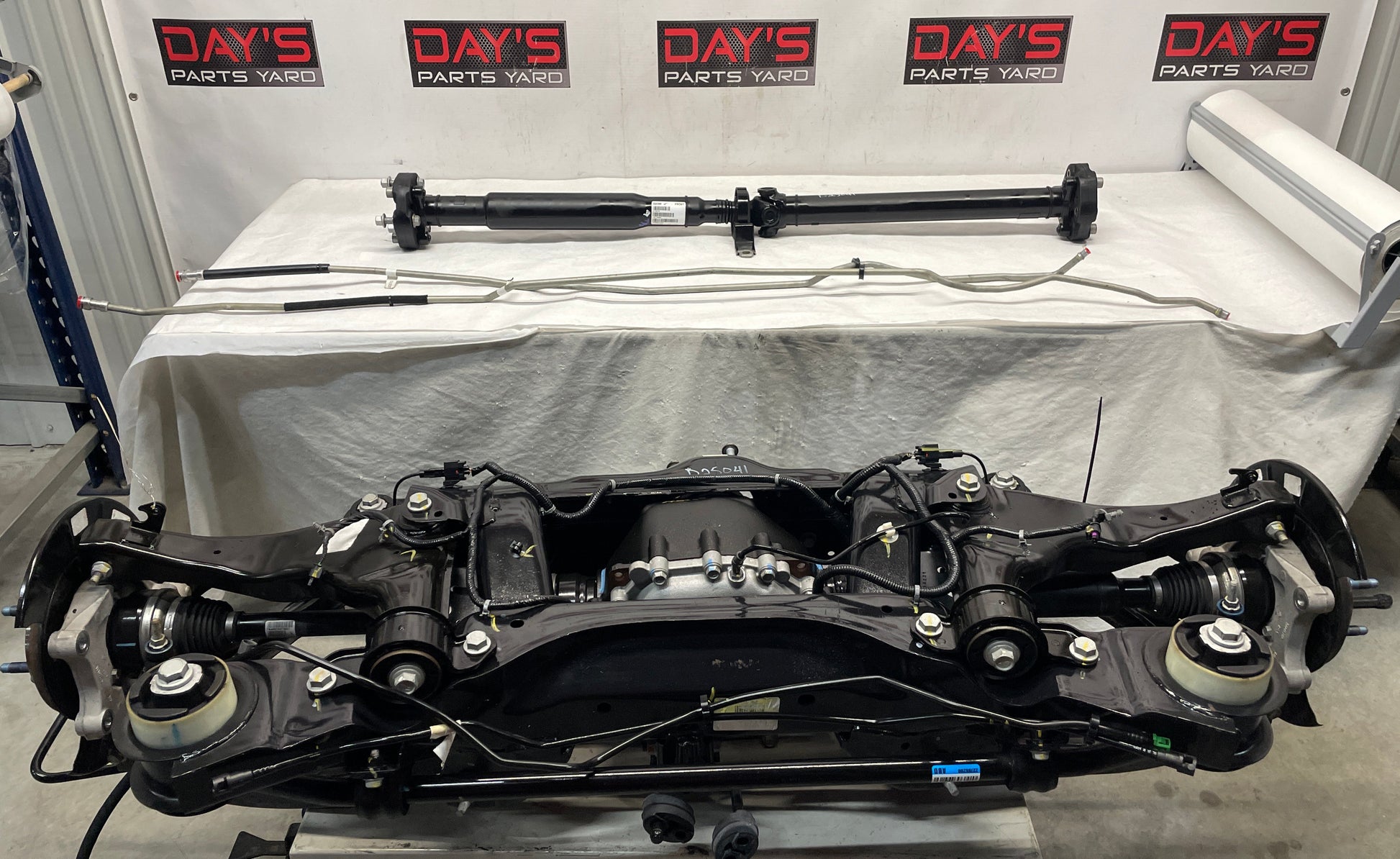 2013 Chevy Camaro ZL1 3.73 Complete Rear Axle Suspension Cradle K Member Subframe Differential OEM - Day's Parts Yard