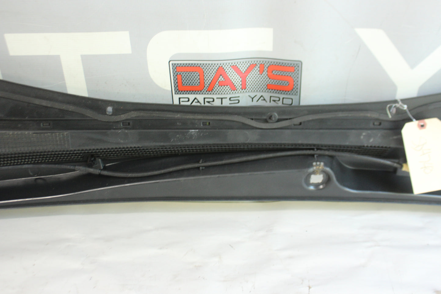 2018 Cadillac CTS-V Windshield Wiper Cowl OEM