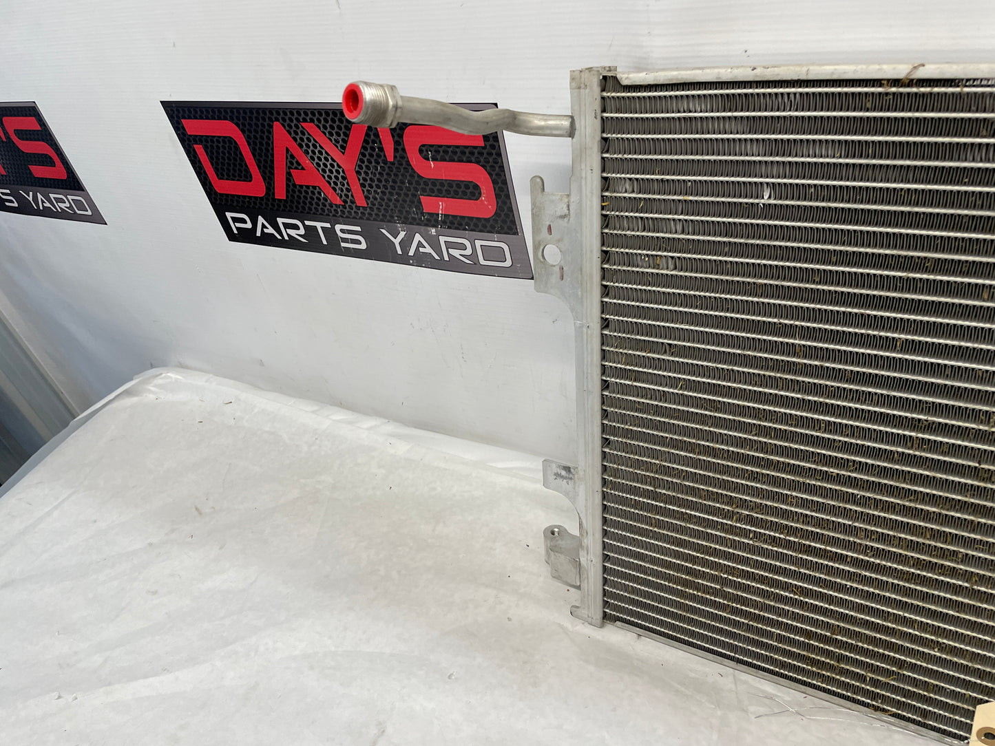 2004 Chevy C5 Corvette A/C Air Conditioner Condenser OEM