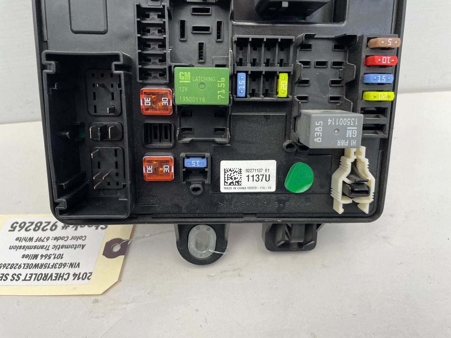 2014 Chevrolet SS Sedan Rear Fuse Box Relay OEM - Day's Parts Yard