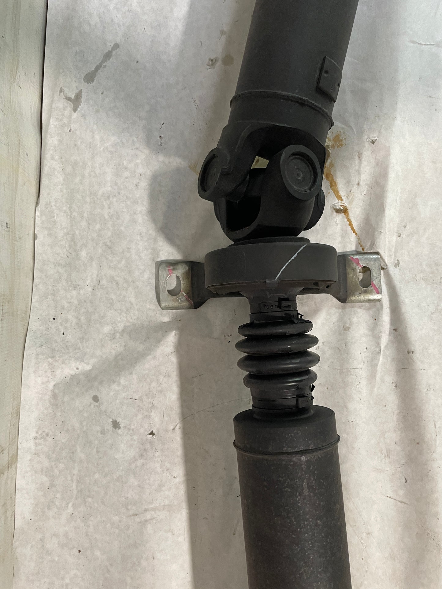 2017 Cadillac ATS-V Coupe Drive Shaft Driveshaft Assembly OEM - Day's Parts Yard