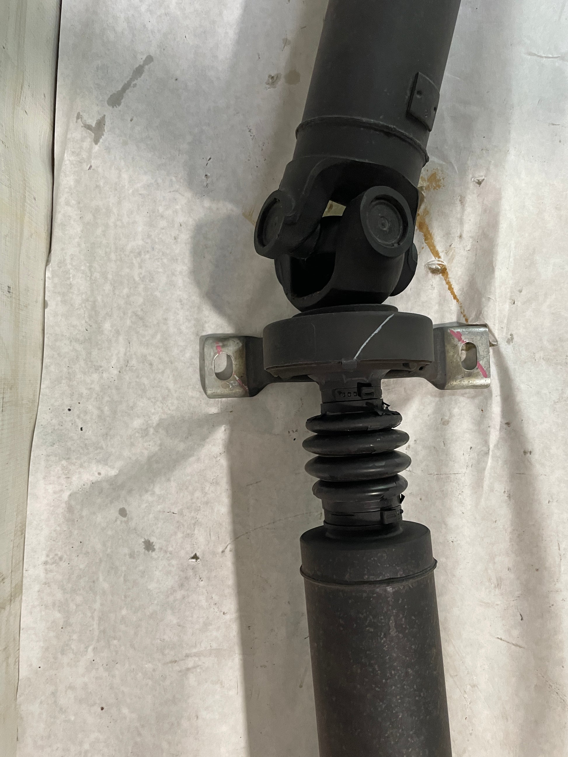 2017 Cadillac ATS-V Coupe Drive Shaft Driveshaft Assembly OEM - Day's Parts Yard