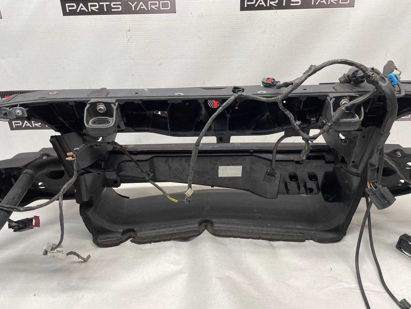 2015 Chevy SS Sedan Front Radiator Core Support Bracket Brace Assembly OEM - Day's Parts Yard