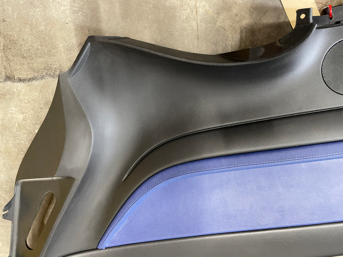 2005 Pontiac GTO Blue Interior Set Seats, Door Panels, Trim Etc. OEM