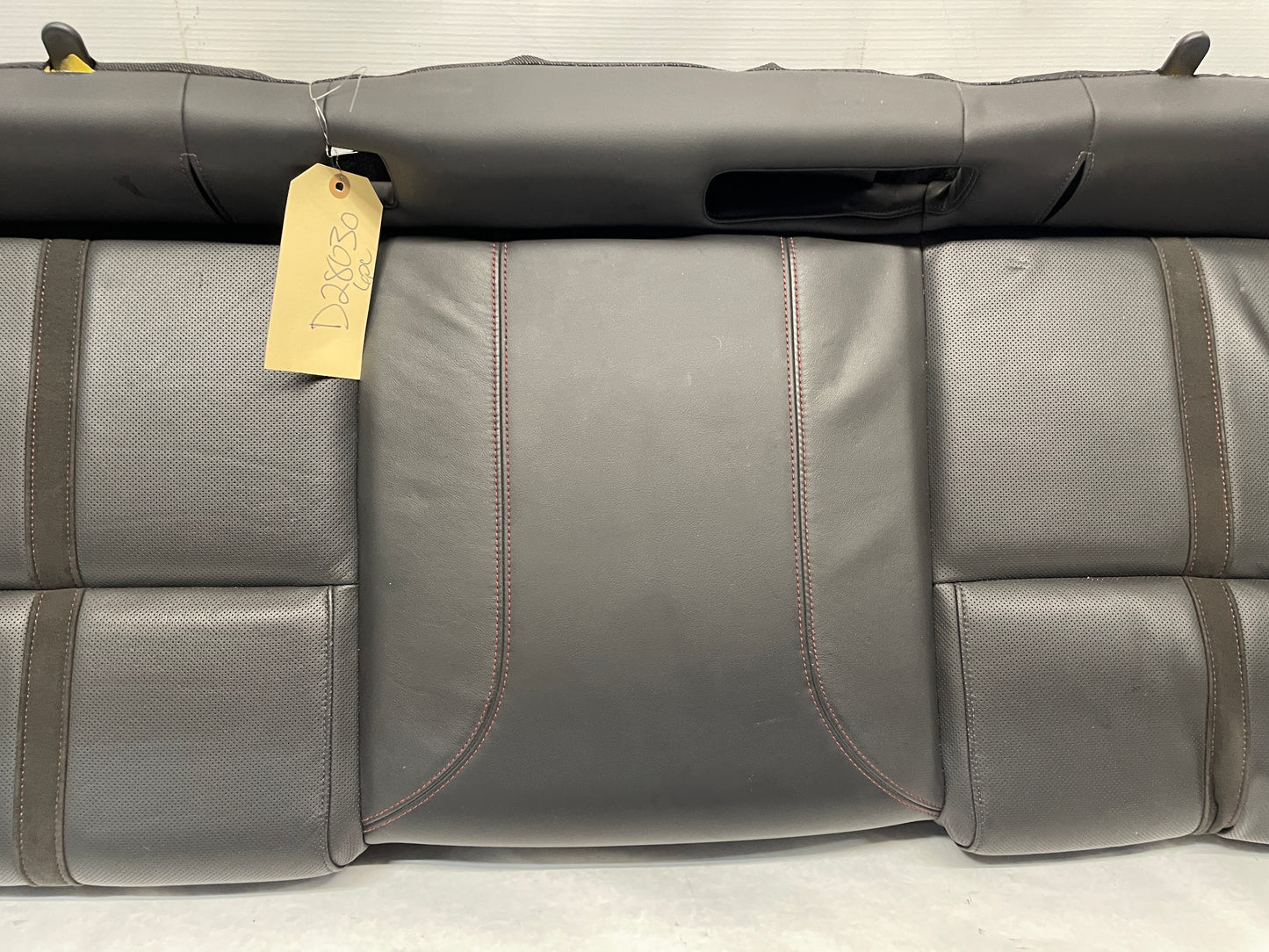 2015 Chevy SS Seat Seats Front and Rear Black Leather Alcantara Suede OEM - Day's Parts Yard