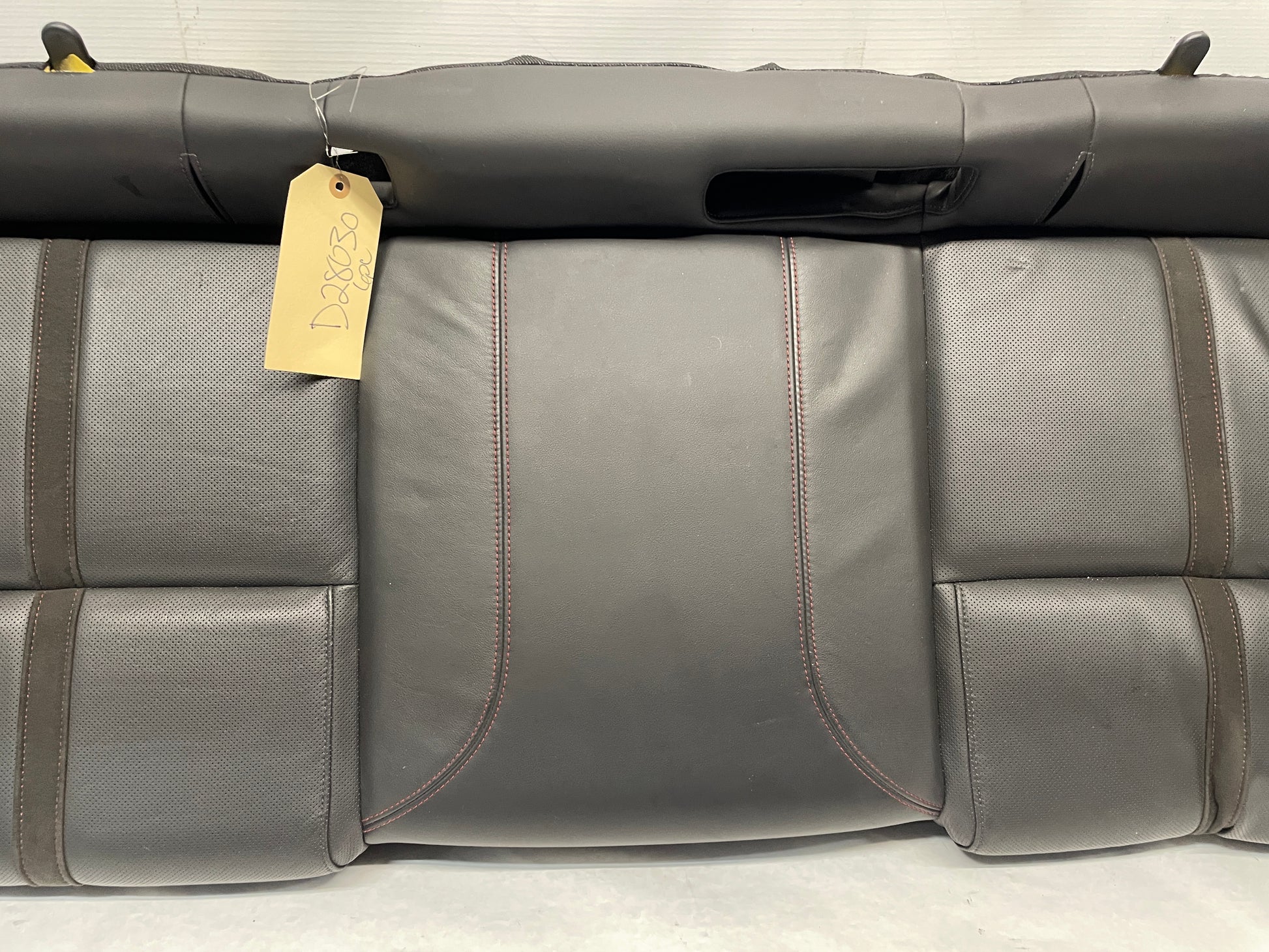 2015 Chevy SS Seat Seats Front and Rear Black Leather Alcantara Suede OEM - Day's Parts Yard