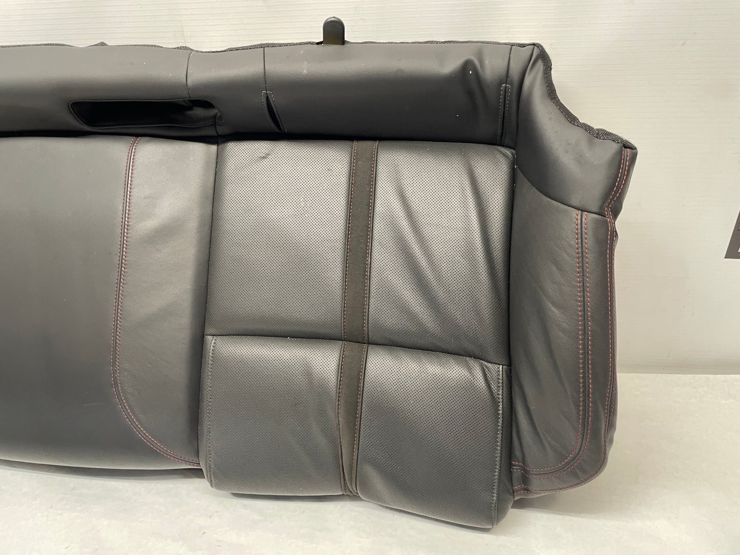 2015 Chevy SS Seat Seats Front and Rear Black Leather Alcantara Suede OEM - Day's Parts Yard