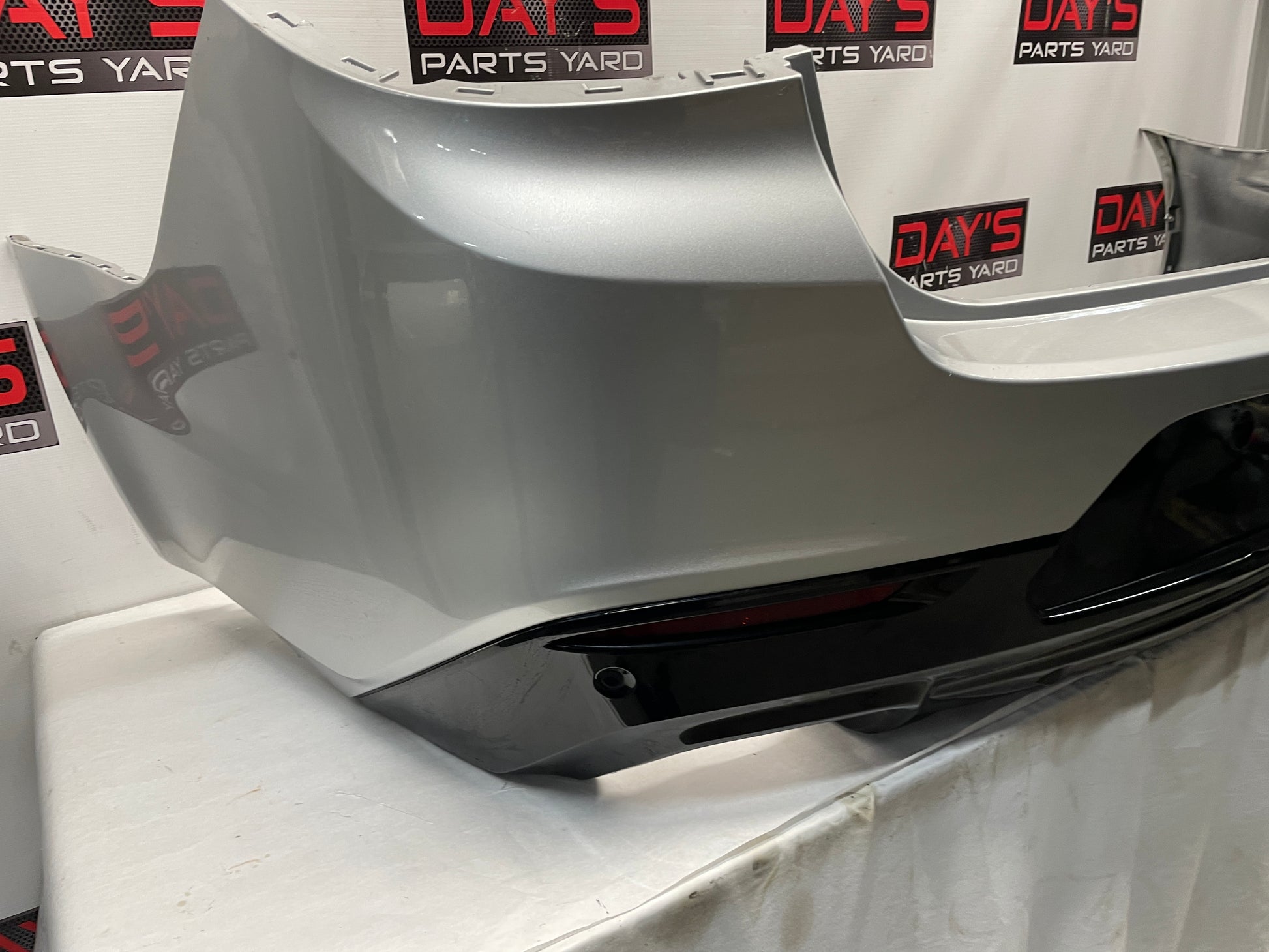 2015 Chevy SS Sedan Rear Bumper Cover Assembly OEM - Day's Parts Yard