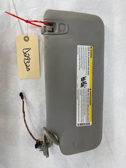 2010 Cadillac CTS-V Sedan RH Passenger Sunvisor Sun Visor Shade w/ Clip OEM