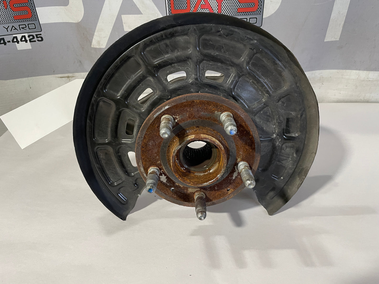 2021 Chevy Camaro SS Rear LH Driver Spindle Knuckle Hub OEM