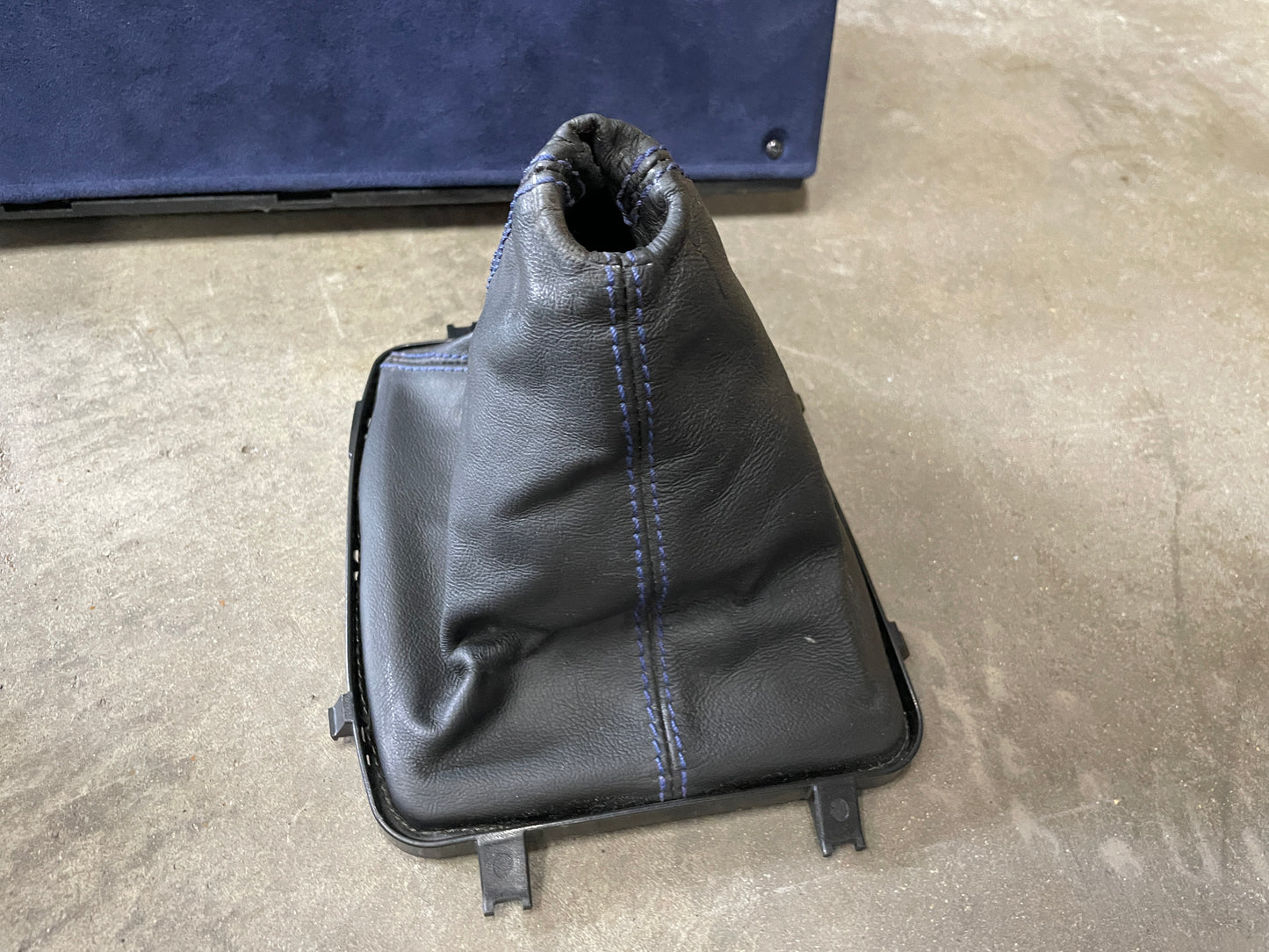 2005 Pontiac GTO Blue Interior Set Seats, Door Panels, Trim Etc. OEM