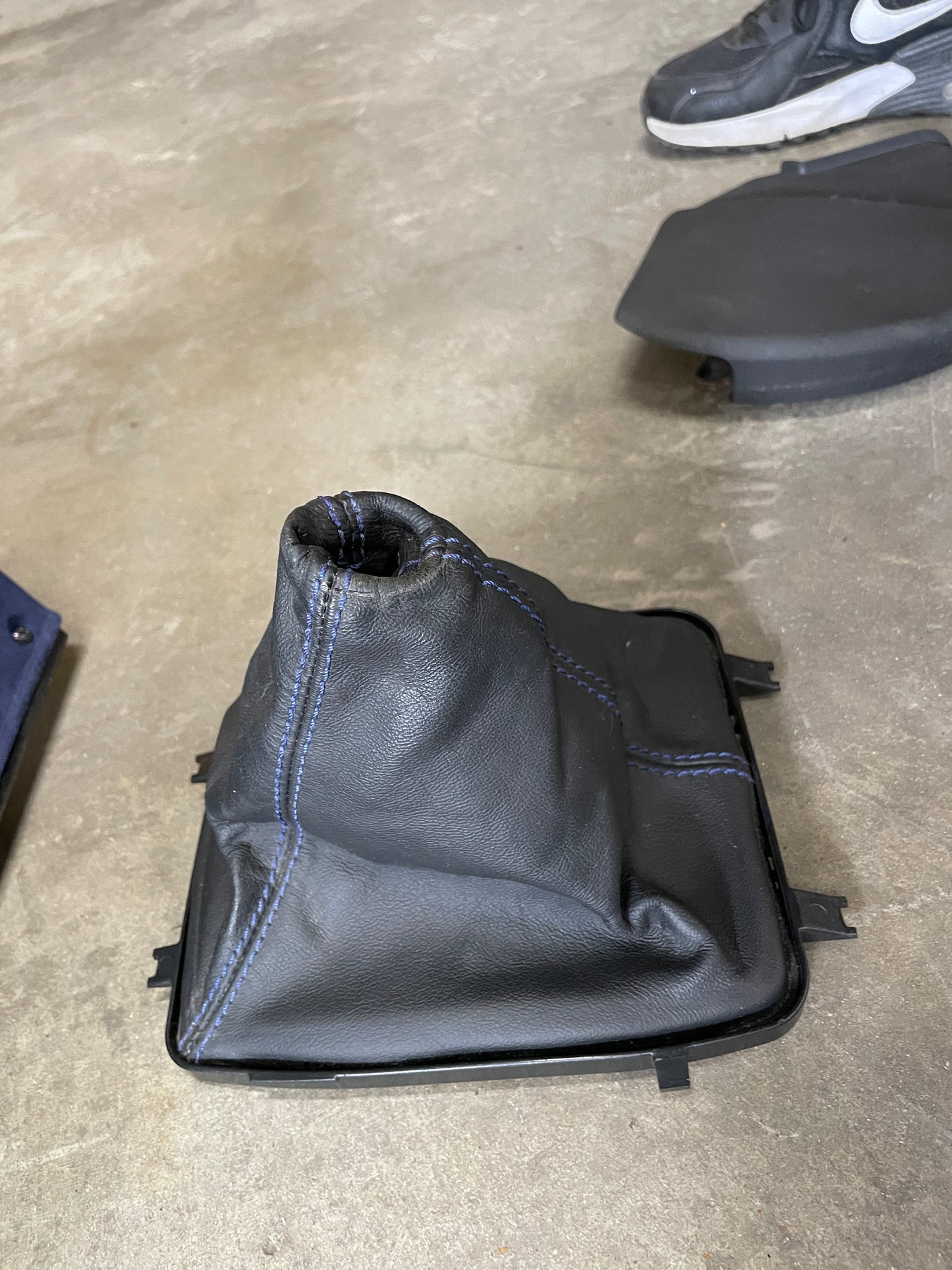 2005 Pontiac GTO Blue Interior Set Seats, Door Panels, Trim Etc. OEM