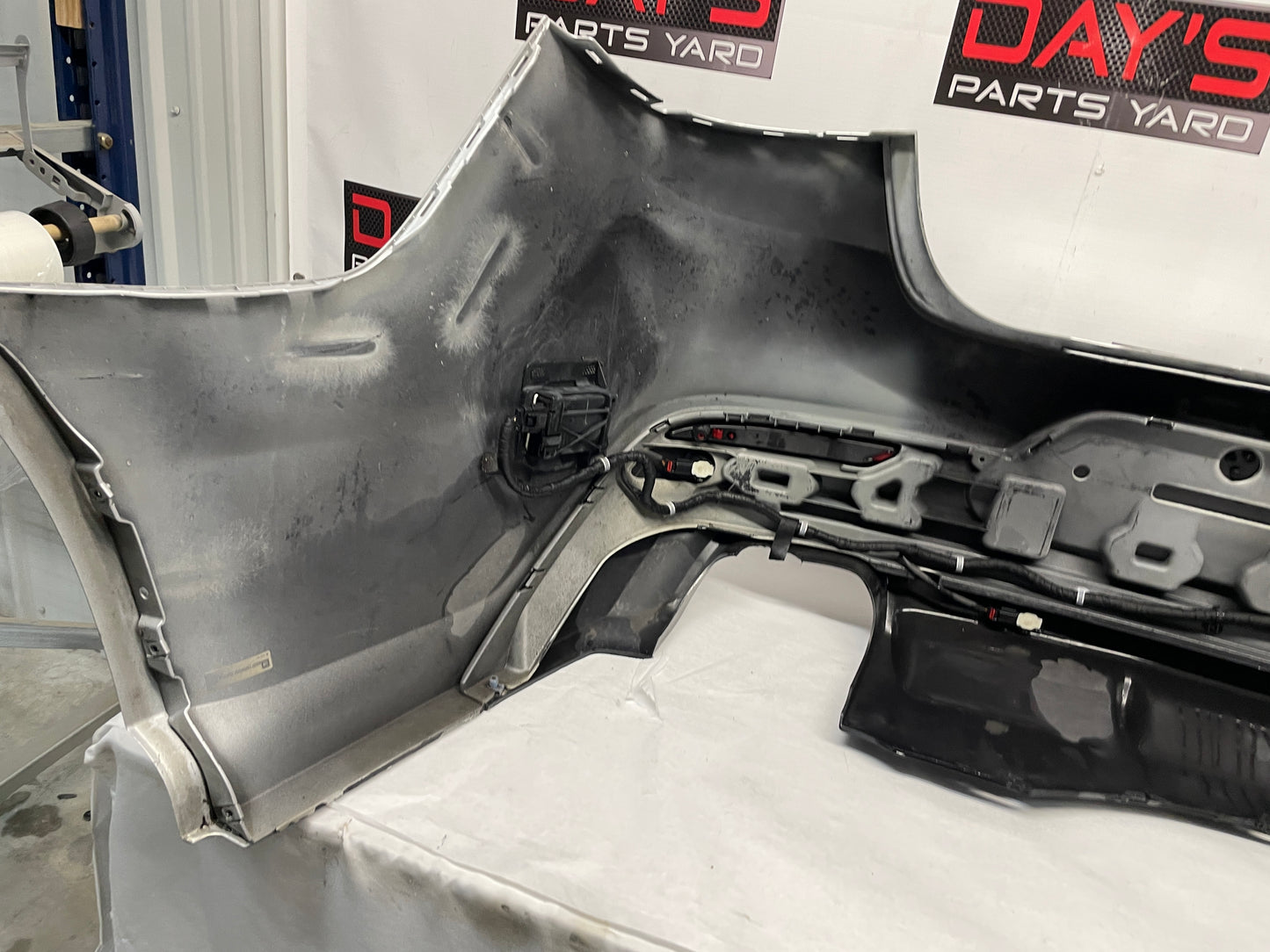 2015 Chevy SS Sedan Rear Bumper Cover Assembly OEM - Day's Parts Yard