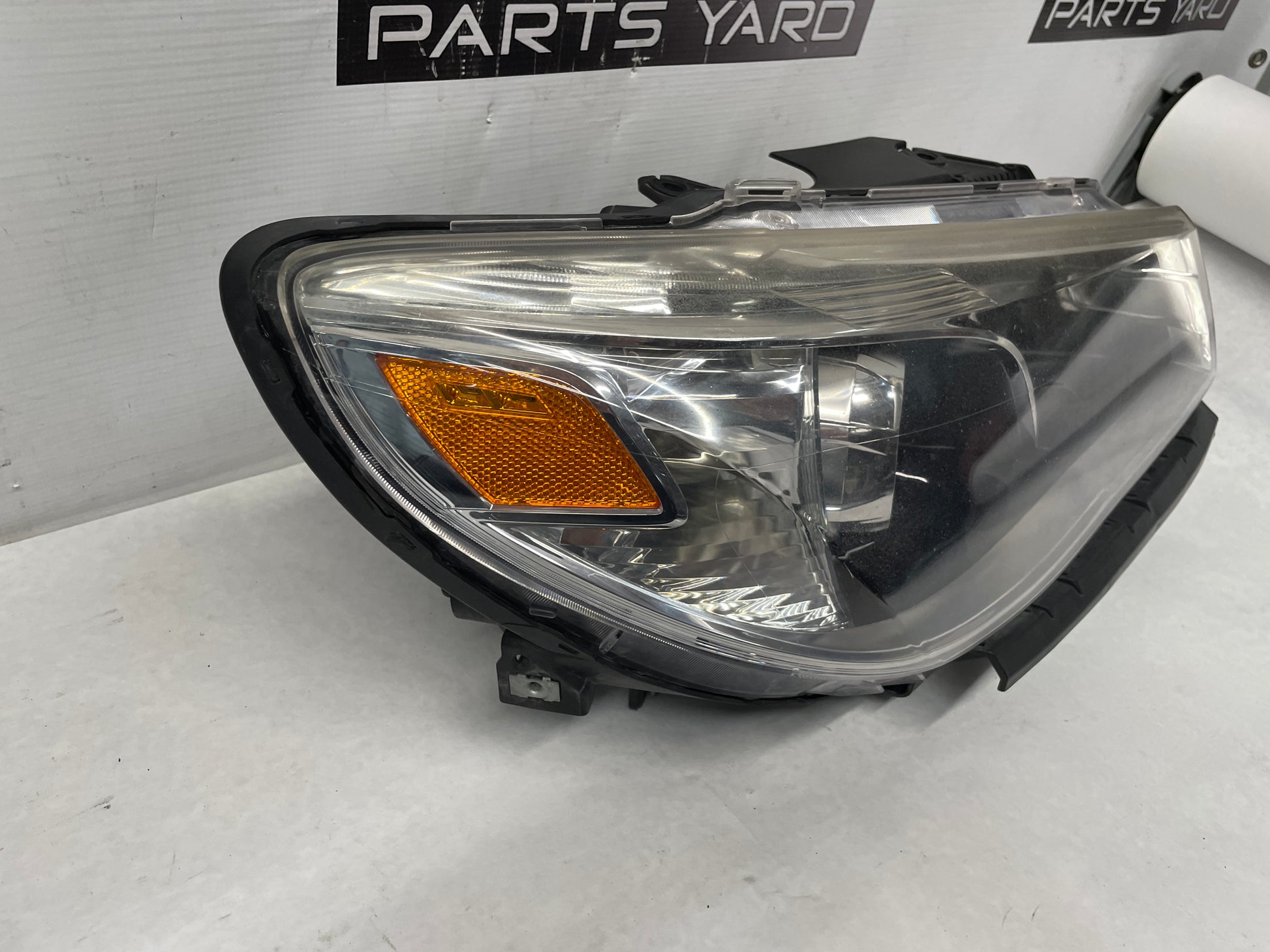 2015 Chevy SS Sedan RH Passenger Head Light Lamp Headlight OEM - Day's Parts Yard