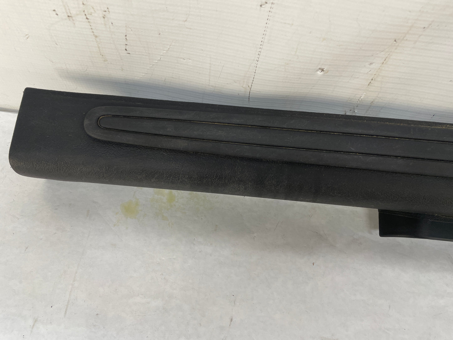 2004 Pontiac GTO RH Passenger Interior Sill Carpet Retainer Trim Cover Panel OEM - Day's Parts Yard