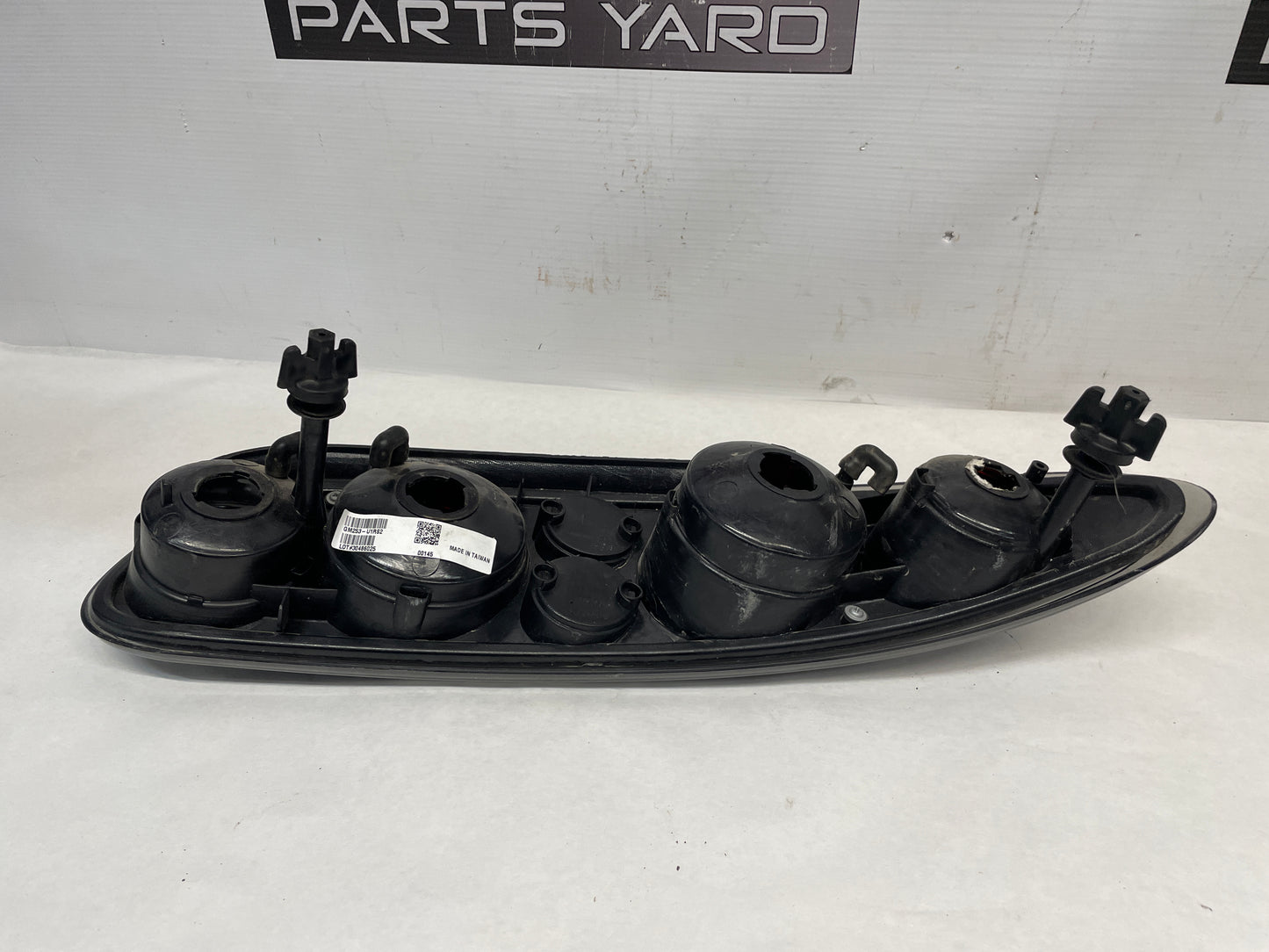 1999 Chevy Camaro Z28 SS RH & LH Aftermarket Taillight Tail Light Lamps