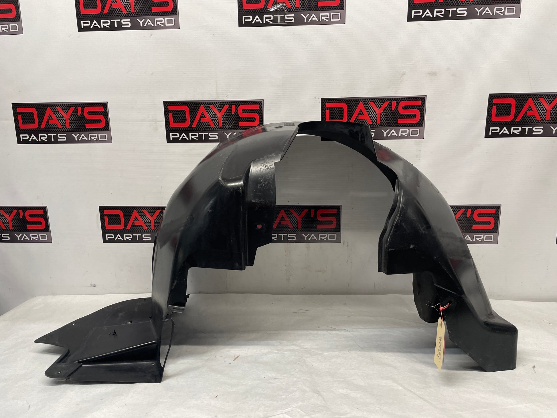 2013 Chevy Camaro ZL1 RH Passenger Front Fender Wheel Liner OEM - Day's Parts Yard