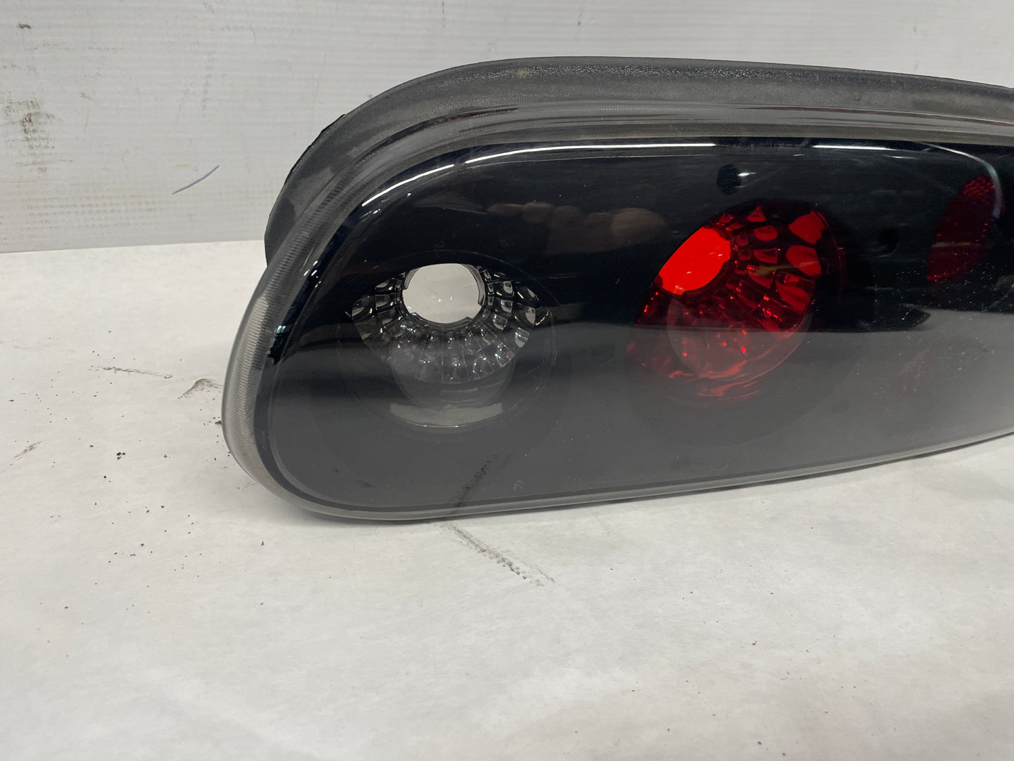 1999 Chevy Camaro Z28 SS RH & LH Aftermarket Taillight Tail Light Lamps