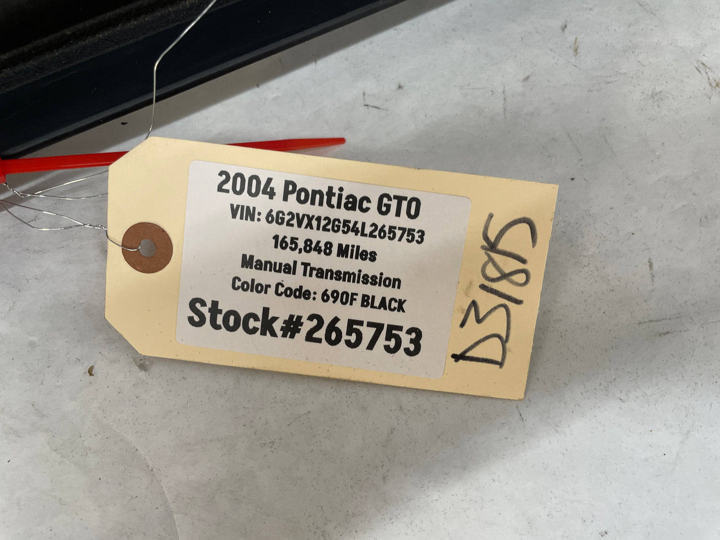2004 Pontiac GTO RH Passenger Interior Sill Carpet Retainer Trim Cover Panel OEM - Day's Parts Yard