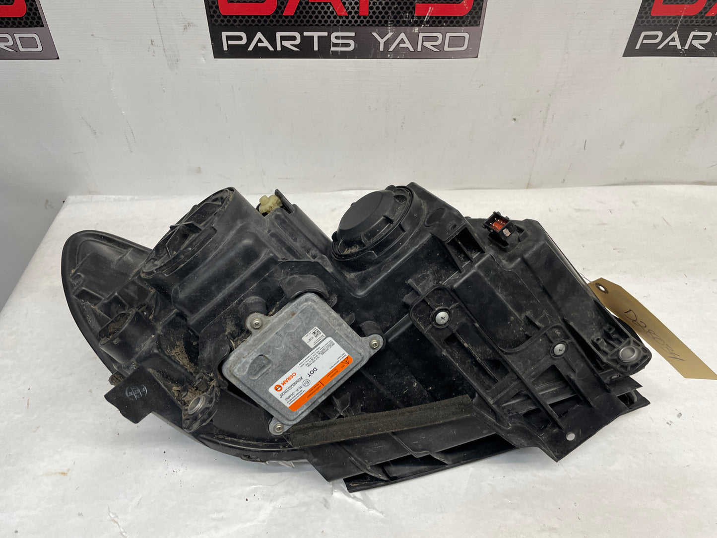 2015 Chevy SS Sedan LH Driver Head Light Lamp Headlight OEM - Day's Parts Yard