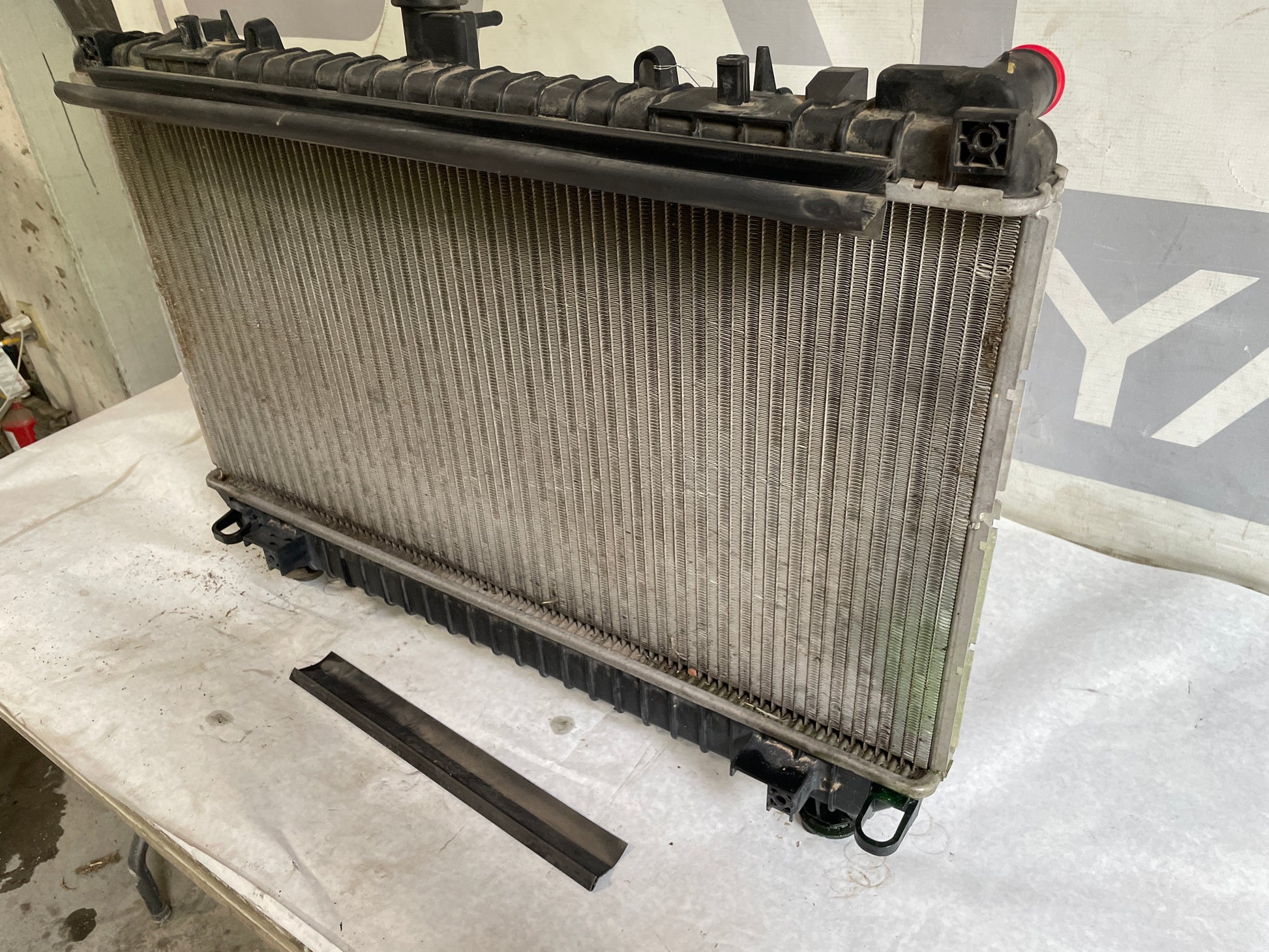 2010 Chevy Camaro SS Radiator OEM - Day's Parts Yard