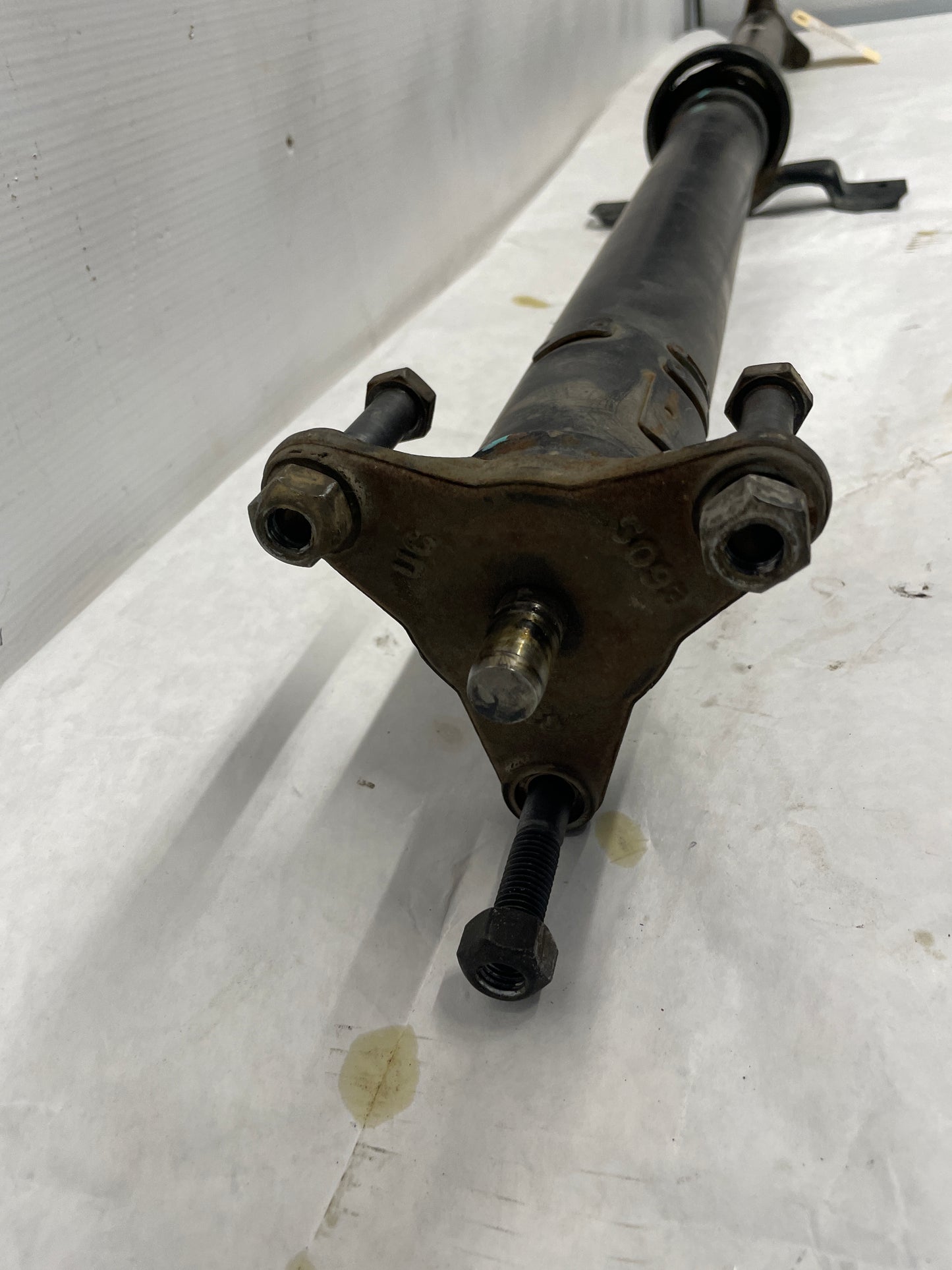 2005 Pontiac GTO Drive Shaft Driveshaft OEM - Day's Parts Yard