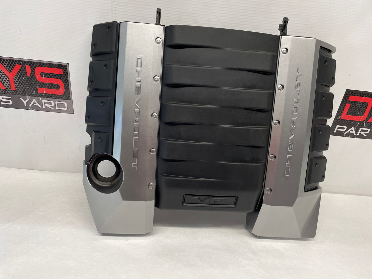 2015 Chevy Camaro SS Engine Motor V8 Intake Manifold Cover OEM